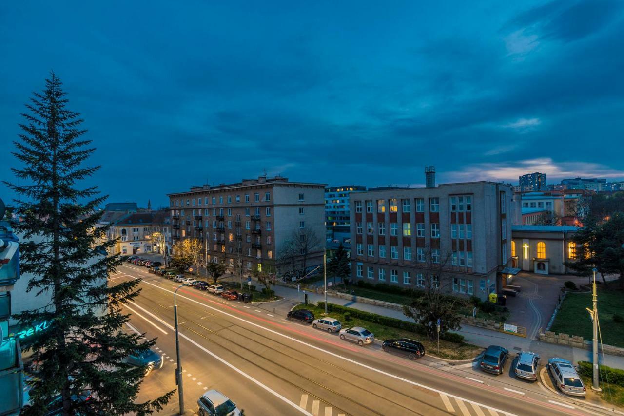 Amos Apartment Košice Exterior foto